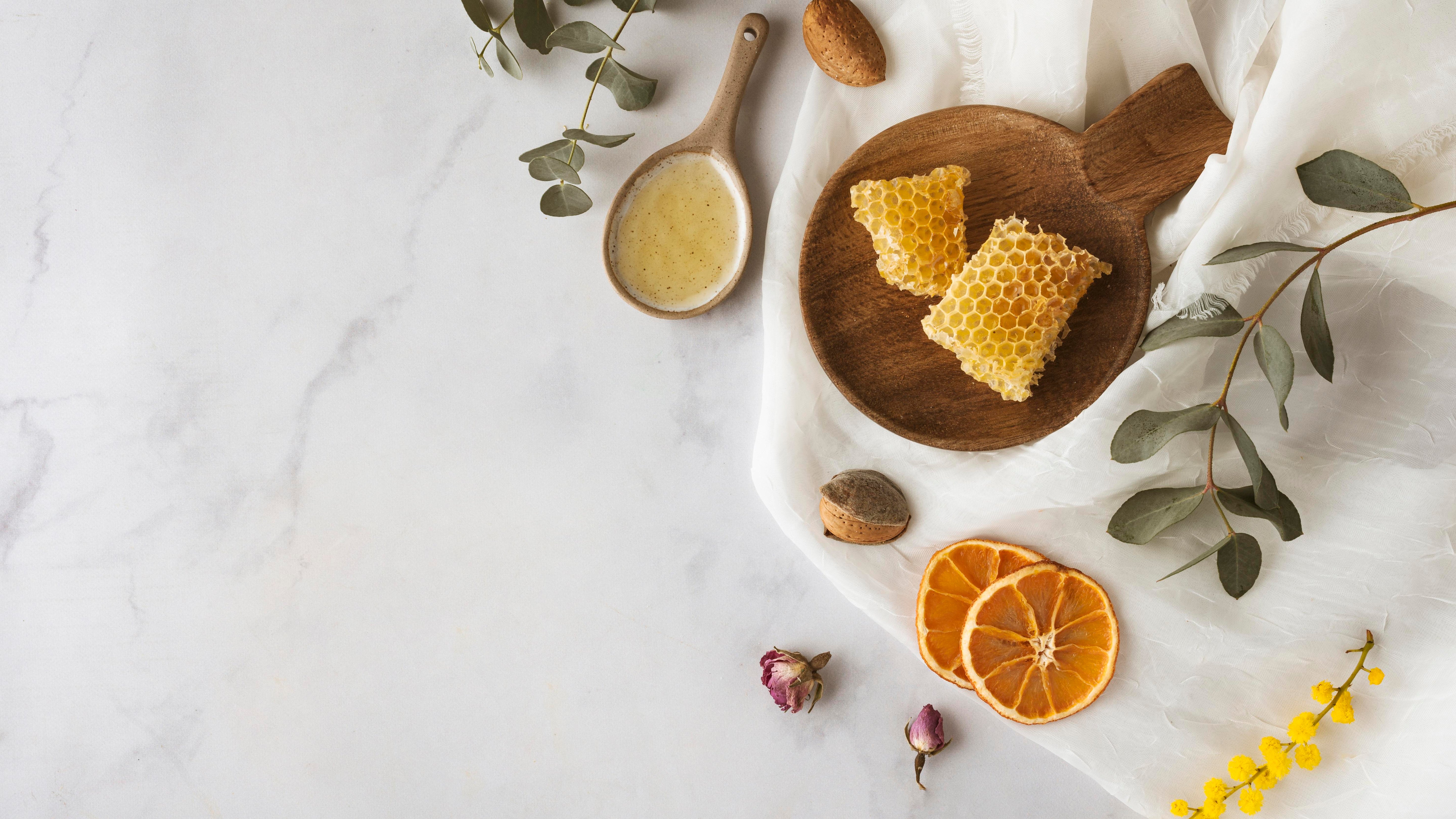 Clean Ingredients That Help Support a Healthy Skin Barrier